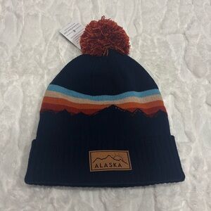 Locale Women’s Beanie OS.